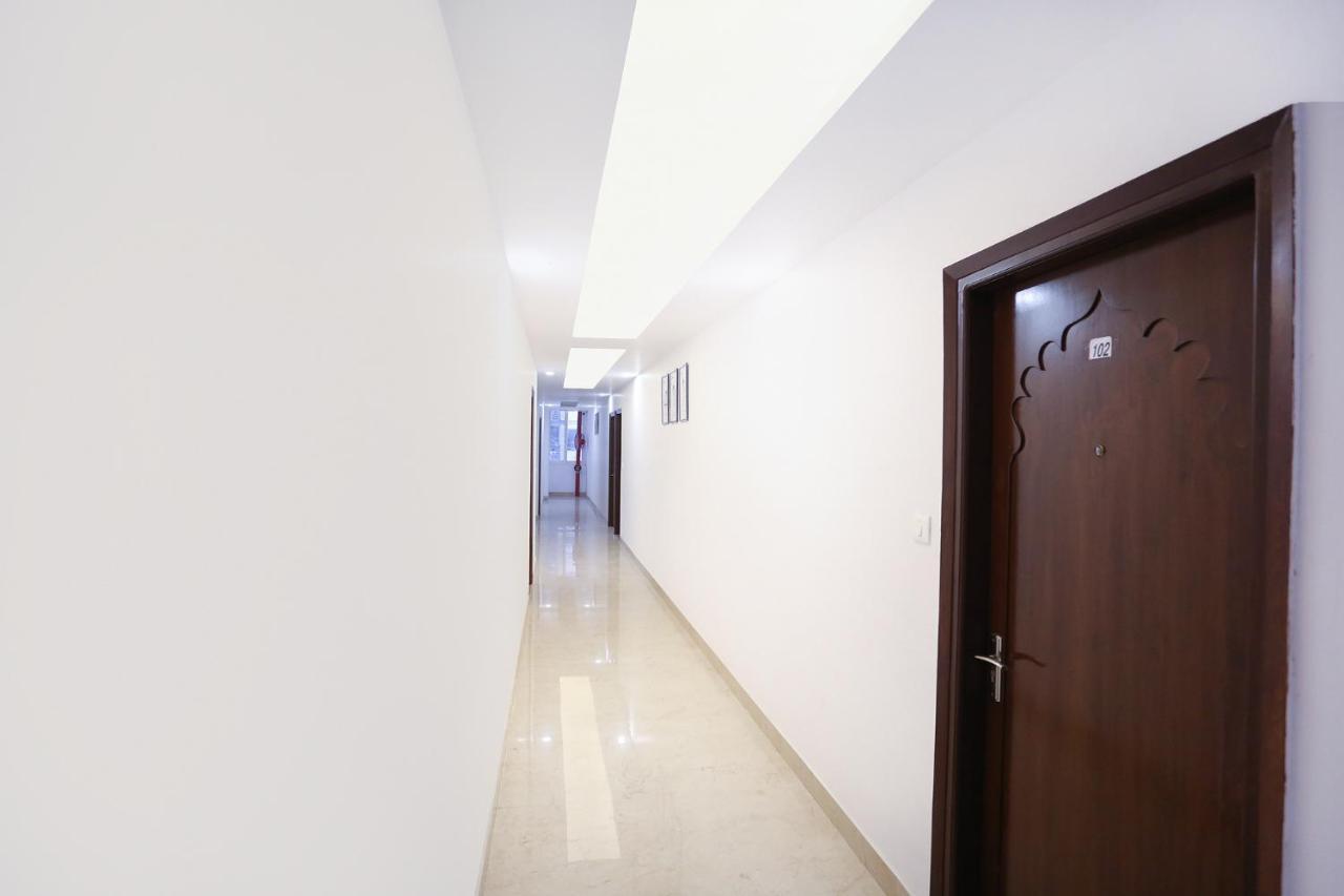 Fabexpress Taj Residency Near Yashobhoomi Convention Centre Hotel Delhi  Exterior photo